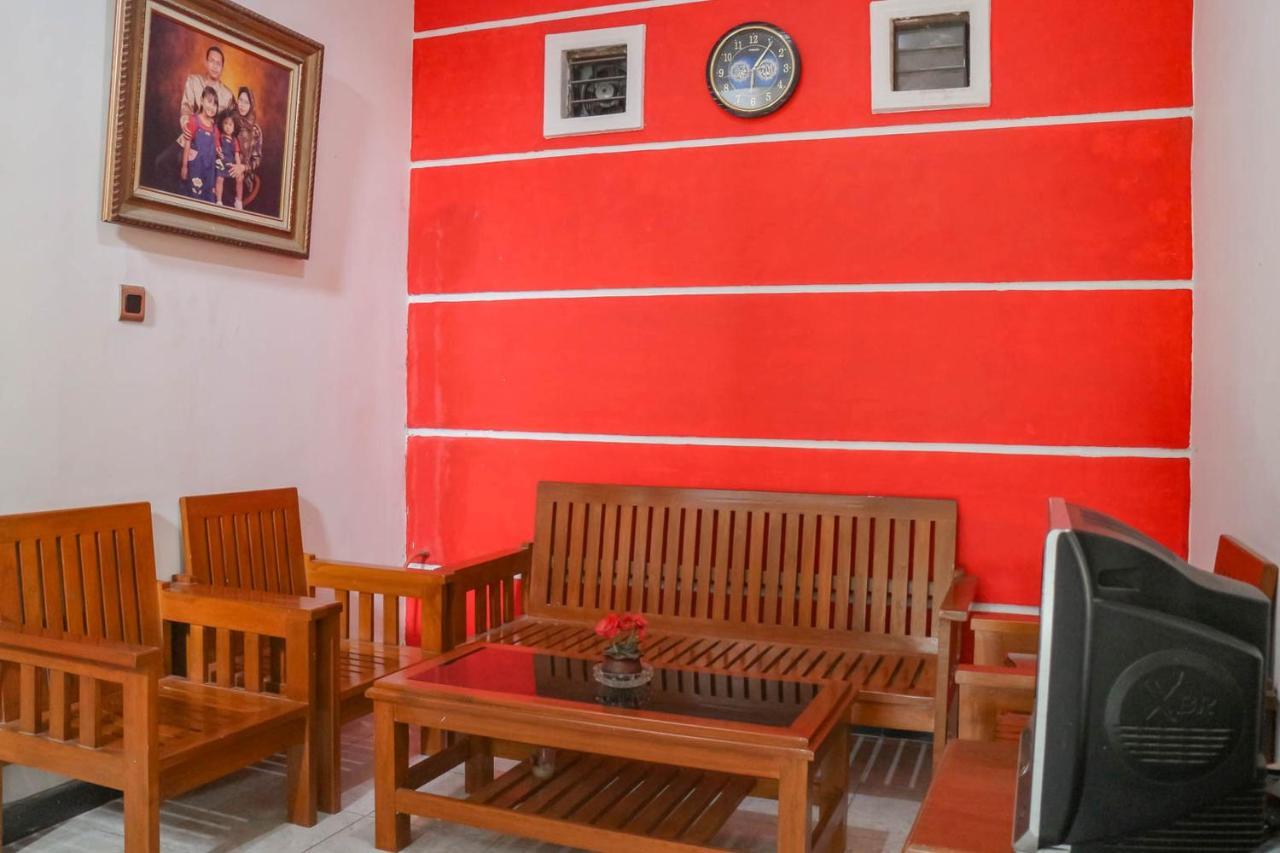 Wisma Vandera Syariah Garut Mitra Reddoorz Exteriér fotografie