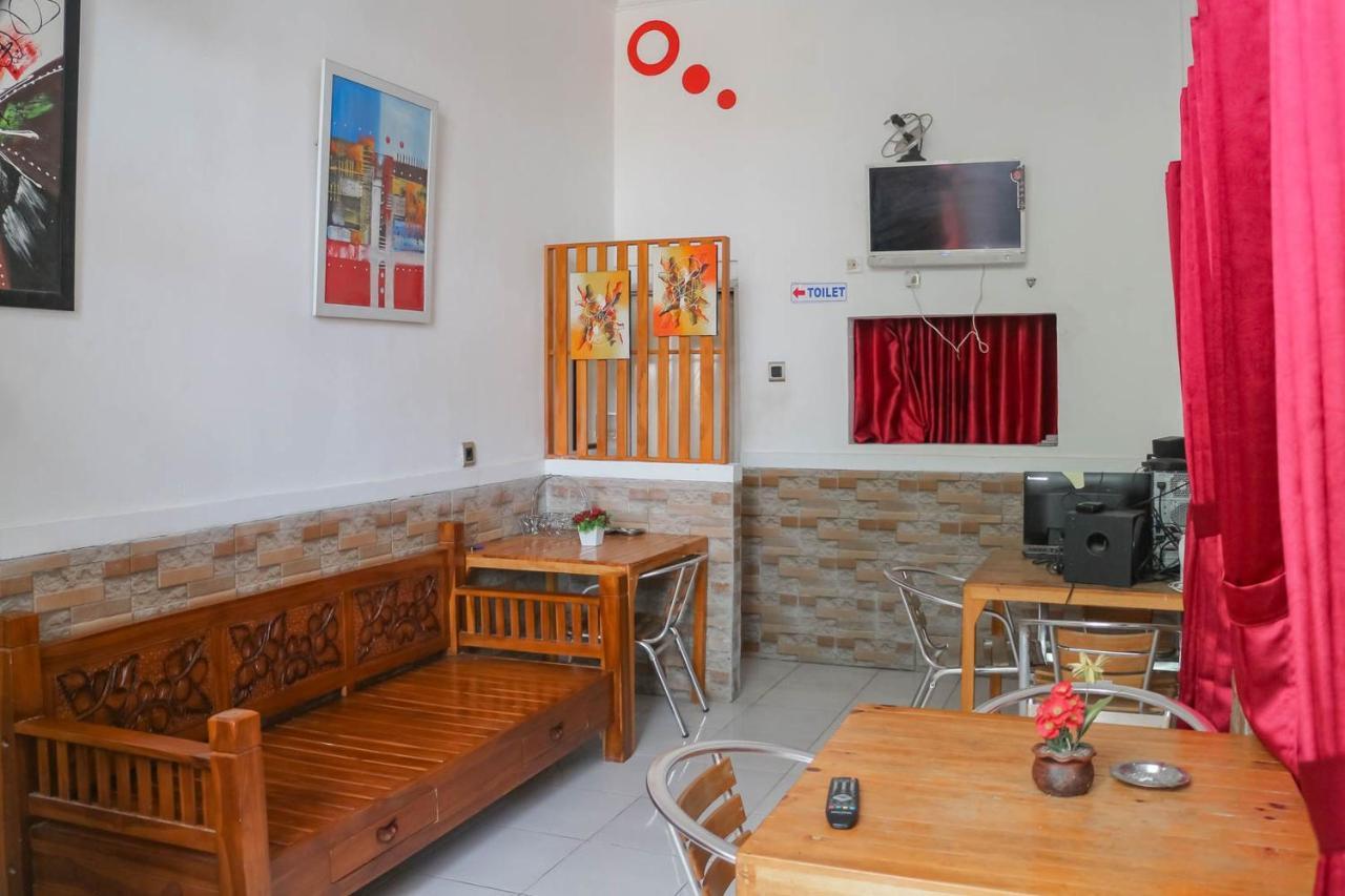 Wisma Vandera Syariah Garut Mitra Reddoorz Exteriér fotografie