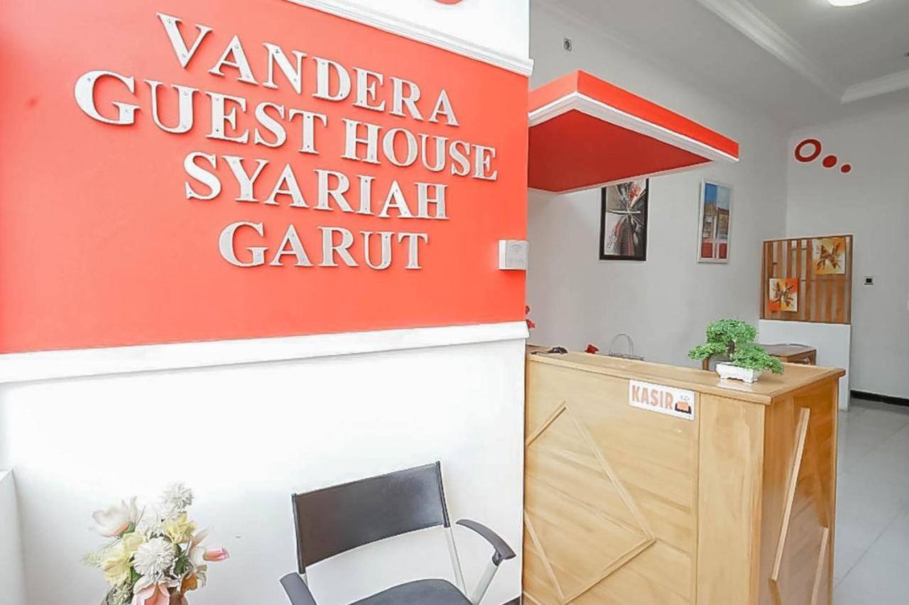 Wisma Vandera Syariah Garut Mitra Reddoorz Exteriér fotografie